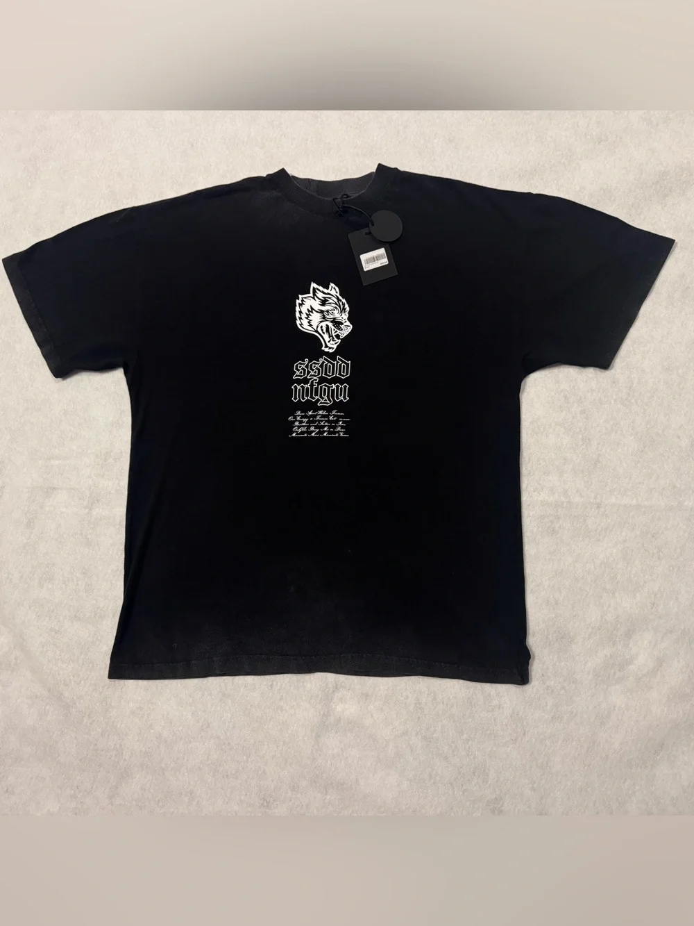 Darc Sport Wolves Through Hell Medium NWT